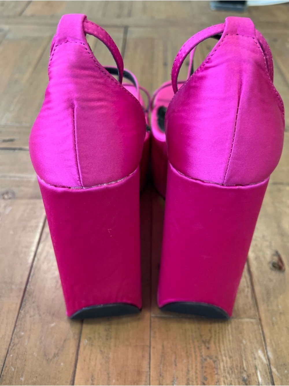AZALEA WANG TOUCH THE SKY WEDGE Platform SANDAL Size 10 Fuchsia Satin Strappy - Picture 4 of 16